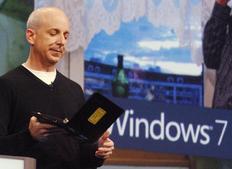 Ο Στίβεν Σινόφσκι από την Microsoft παρουσιάζει τα νέα Windows 7.
