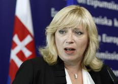 «Όχι» στη βοηθεια προς την Ελλάδα είπε η πρωθυπουργός της Σλοβακίας
 Ιβέτα Ραντίκοβα.