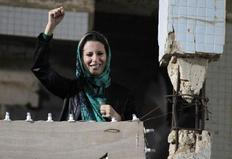 Η κόρη του Καντάφι, Αϊσά κατηγορεί το ΝΑΤΟ ότι προσβάλλει τους Λίβυους  